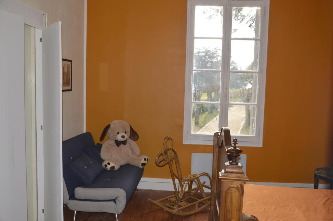 Hotel Chateau Nardon Crimon Saint-Christophe-des-Bardes Esterno foto